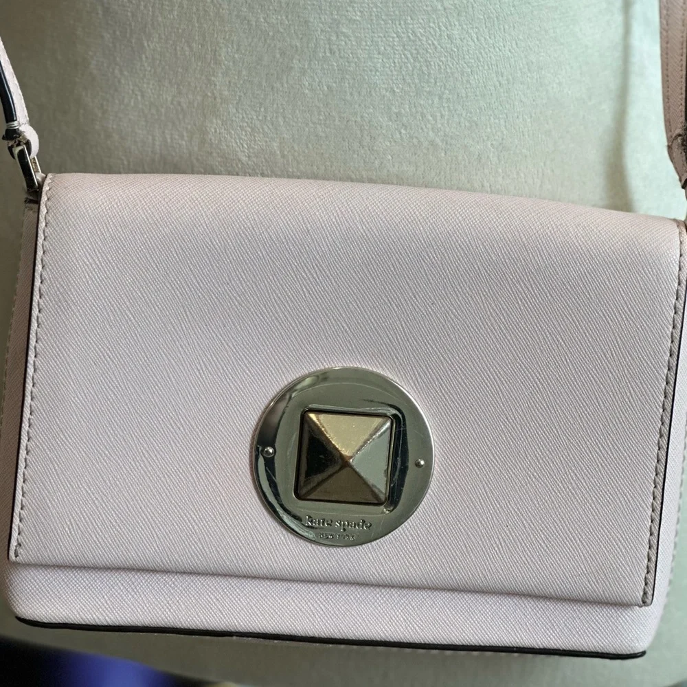 Kate Spade Newburry light pink crossbody bag